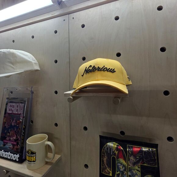 NYCC 2025 Comic Con Exclusive VeeFriends Notorious Ninja Yellow Hat - IN HAND - Picture 2 of 7